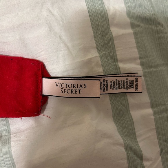 Victoria’s Secret | Dream Angels Unlined Balconette Bra - Picture 5 of 8